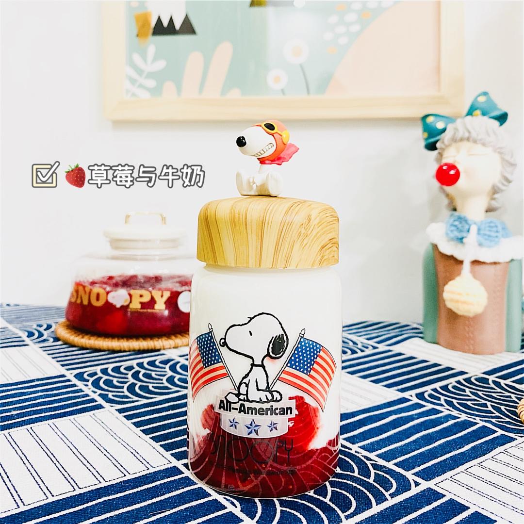 网红草莓鲜牛乳｜草莓牛奶