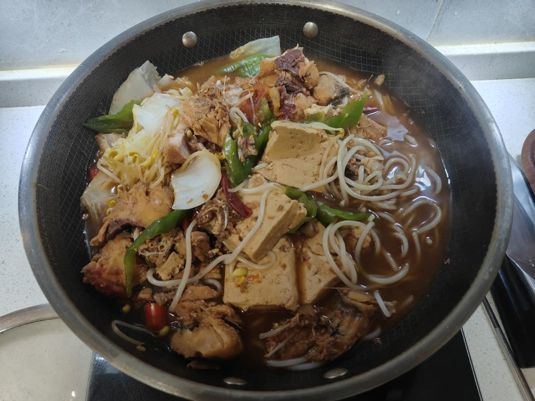 鲢鱼炖豆腐