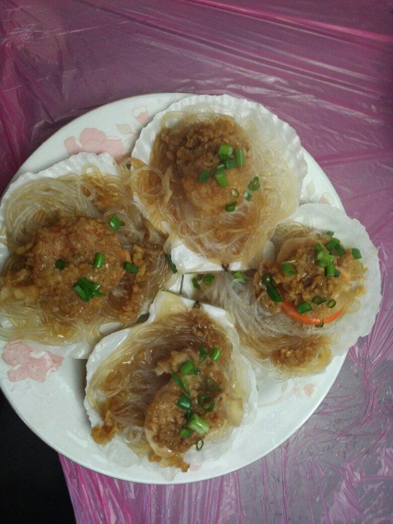 蒜蓉粉丝蒸扇贝粉丝入味有诀窍