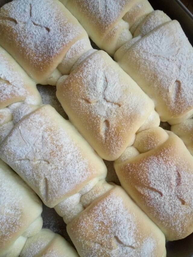 软到不知所措的牛奶卷