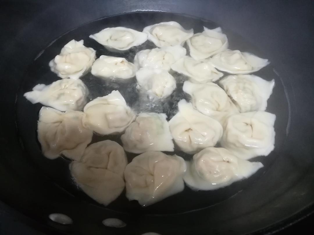 元宝馄饨的包法