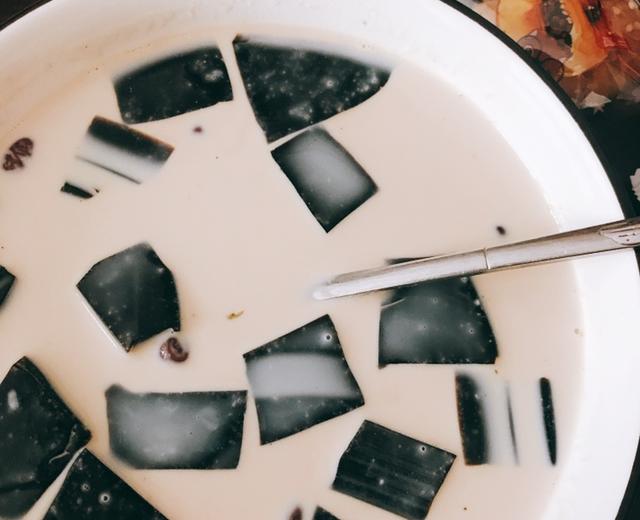 【步骤图】加足料的奶茶的做法_加足料的奶茶的做法步骤_奶茶_下厨房