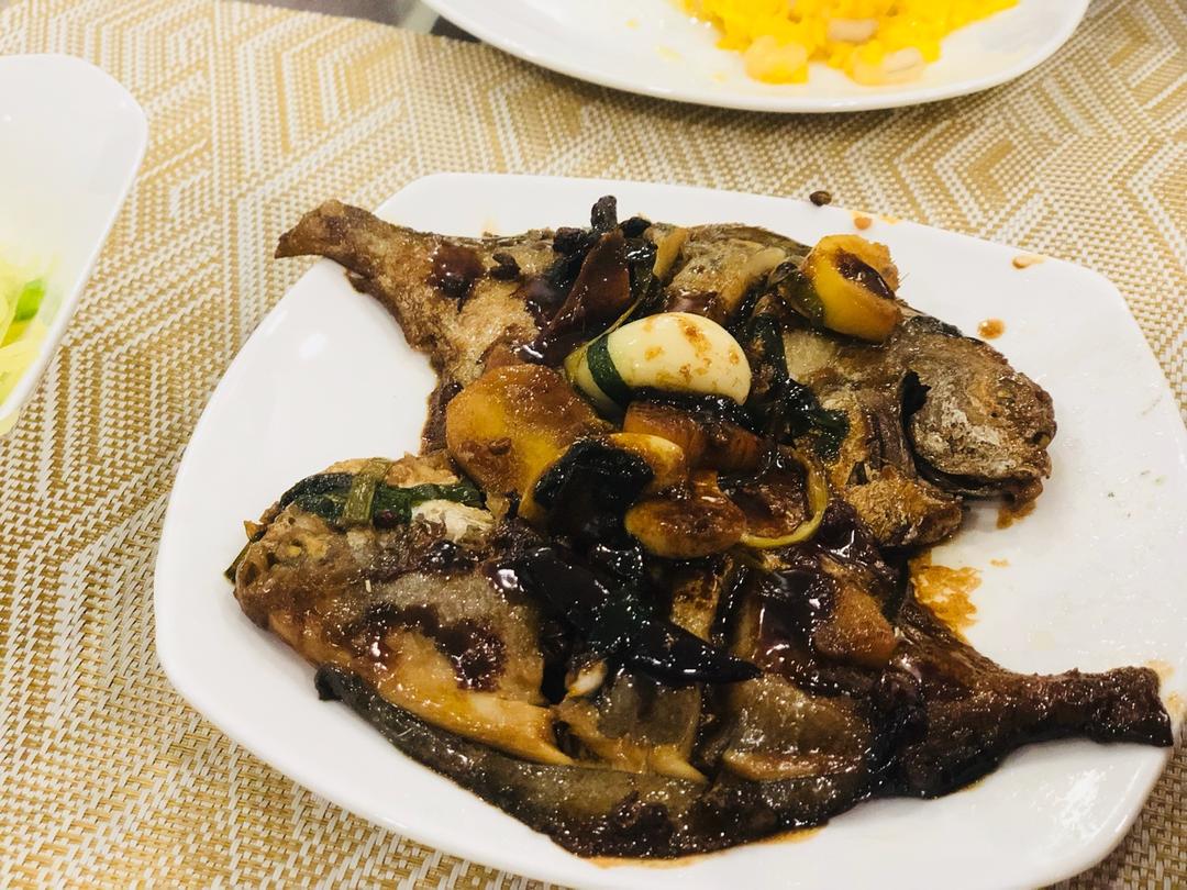 家常红烧鲳鱼