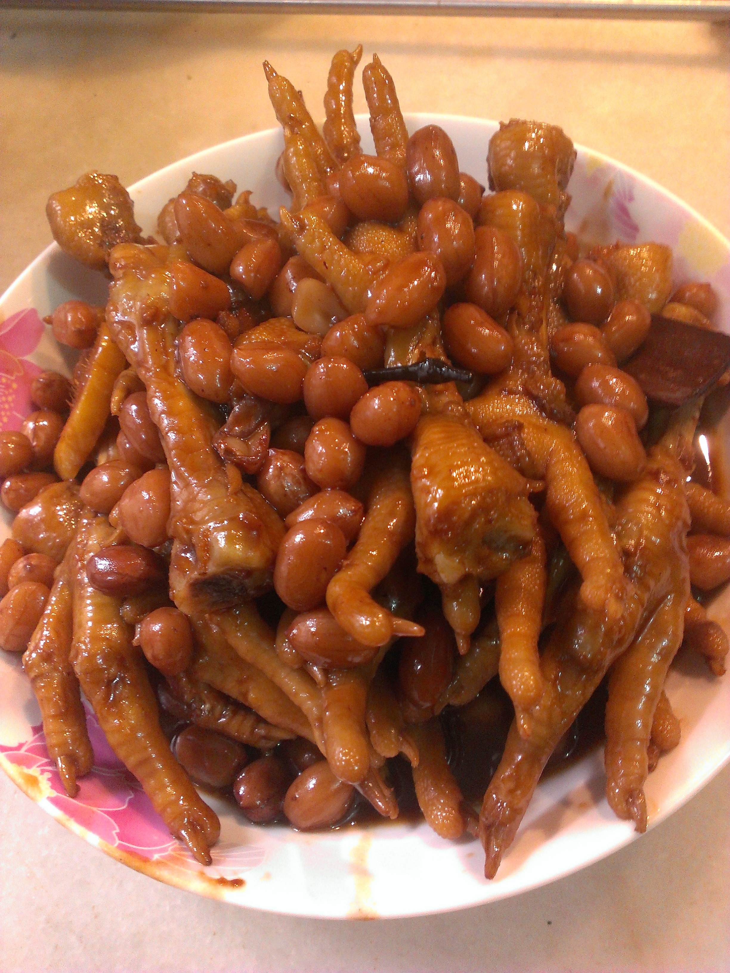 花生焖鸡脚