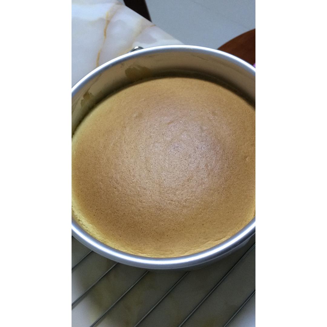 烤箱做蛋糕（戚风蛋糕的做法）