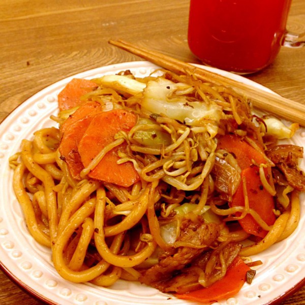 什锦炒乌冬面