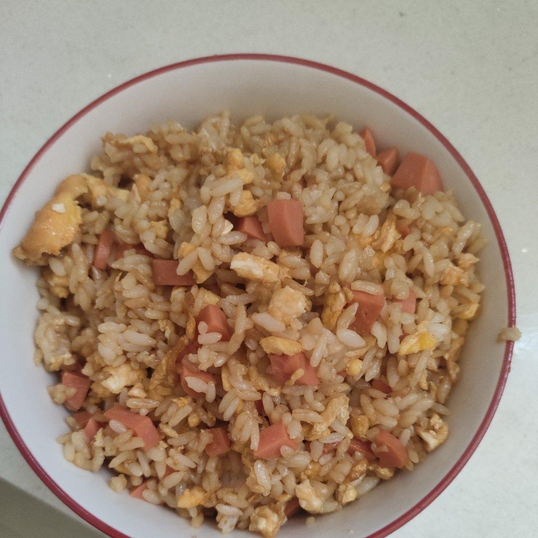 十五分钟搞定火腿蛋炒饭