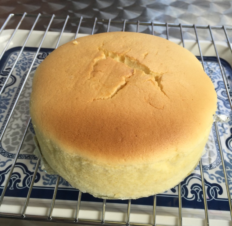 6寸轻芝士蛋糕(乳酪戚风蛋糕)