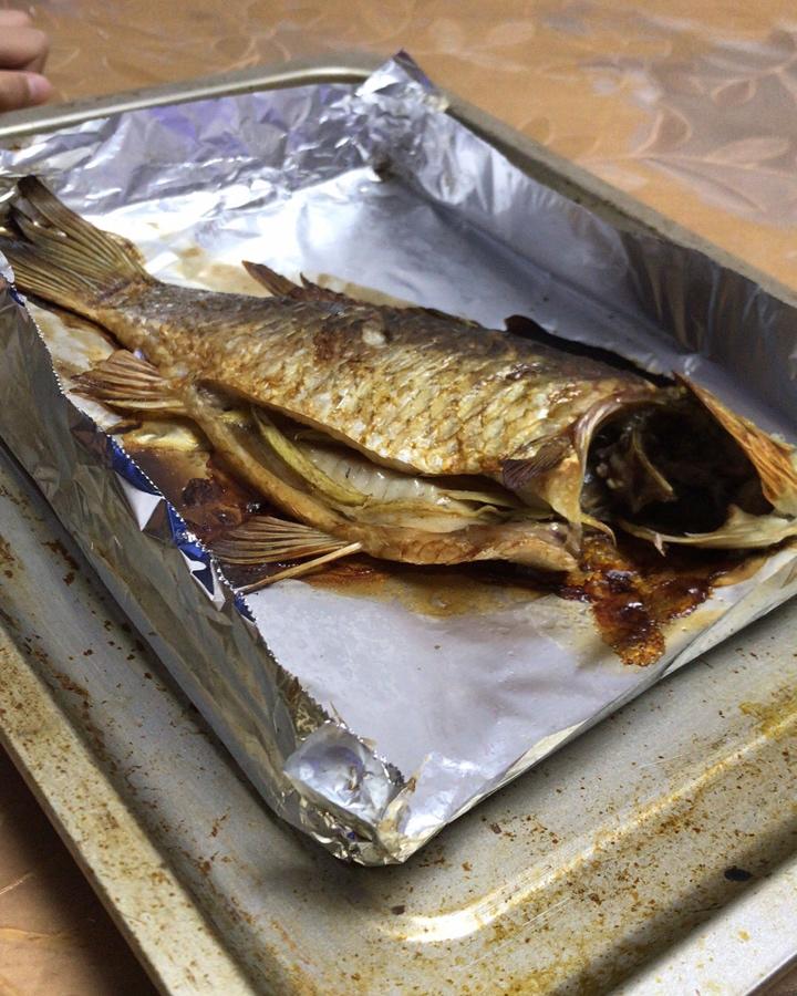 开心果marlene做的烤鲫鱼烤箱版