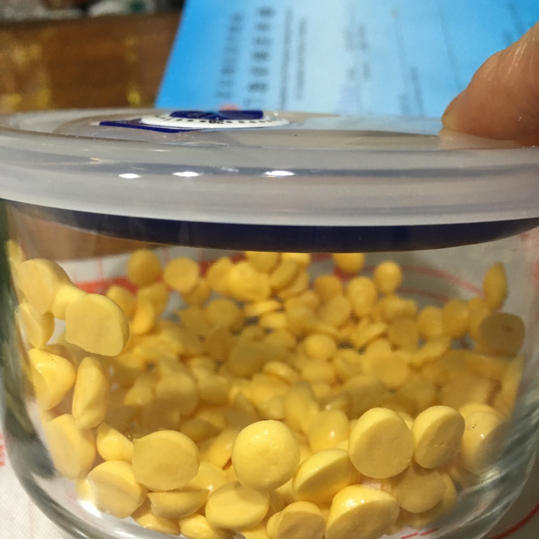 入口即化的无添加蛋黄溶豆