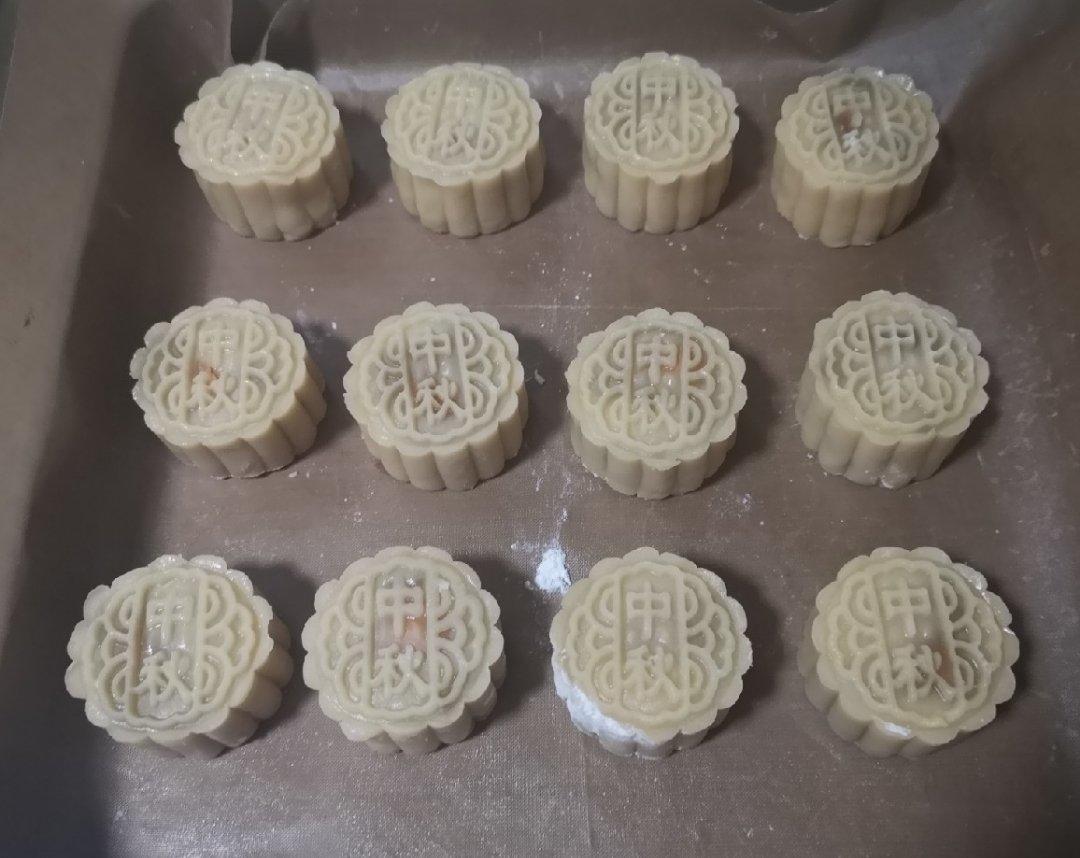 广式月饼—蛋黄莲蓉月饼