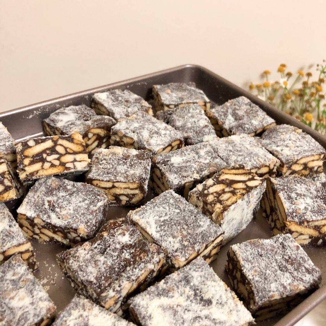 妙汉做的网红巧克力雪花酥