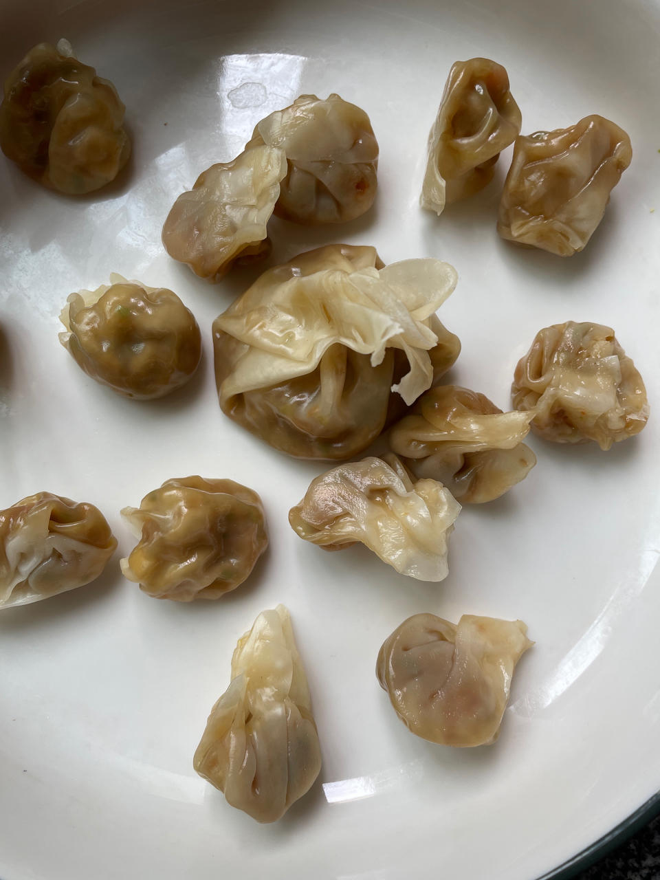 低脂低卡一口一个西葫芦鸡蛋素蒸包