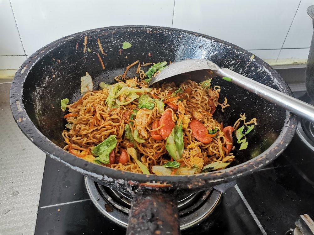 炒方便面￨幸福感爆棚