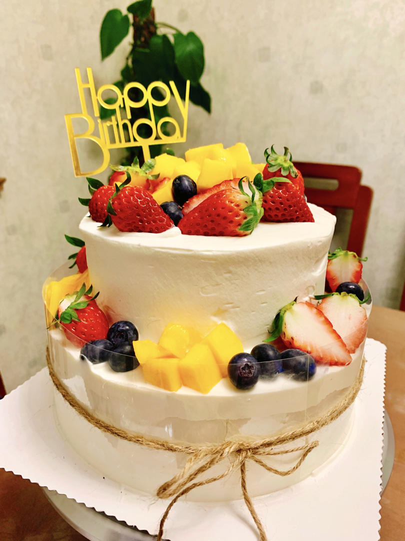 双层生日蛋糕的全部作品