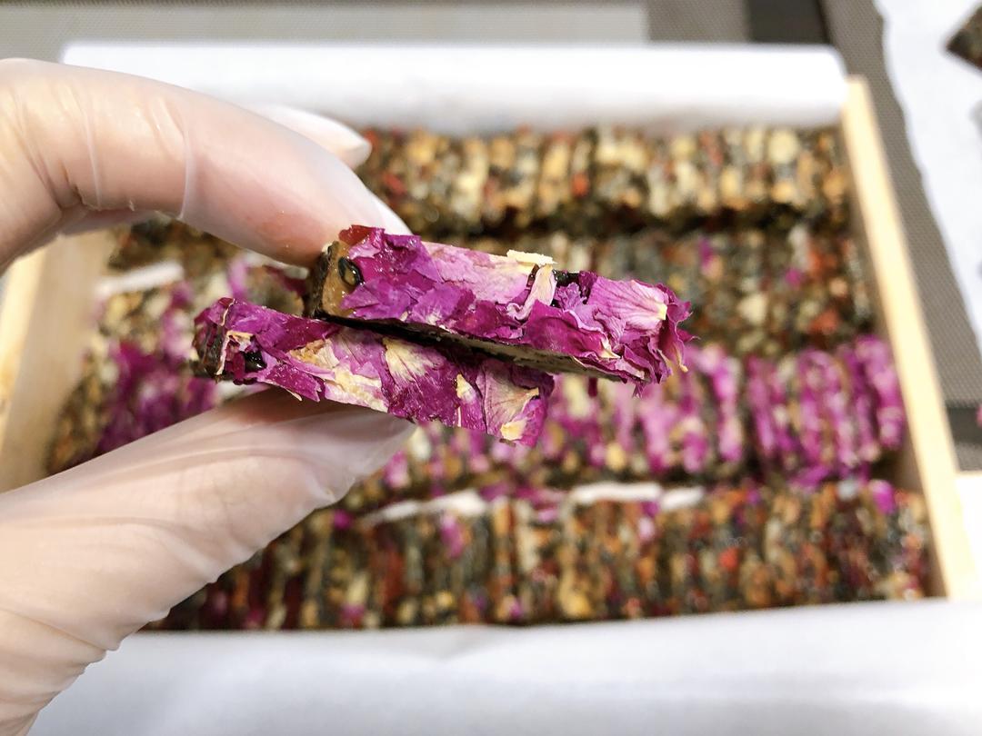 美容养颜 玫瑰味阿胶糕 不止是撒玫瑰花瓣 附配方的做法