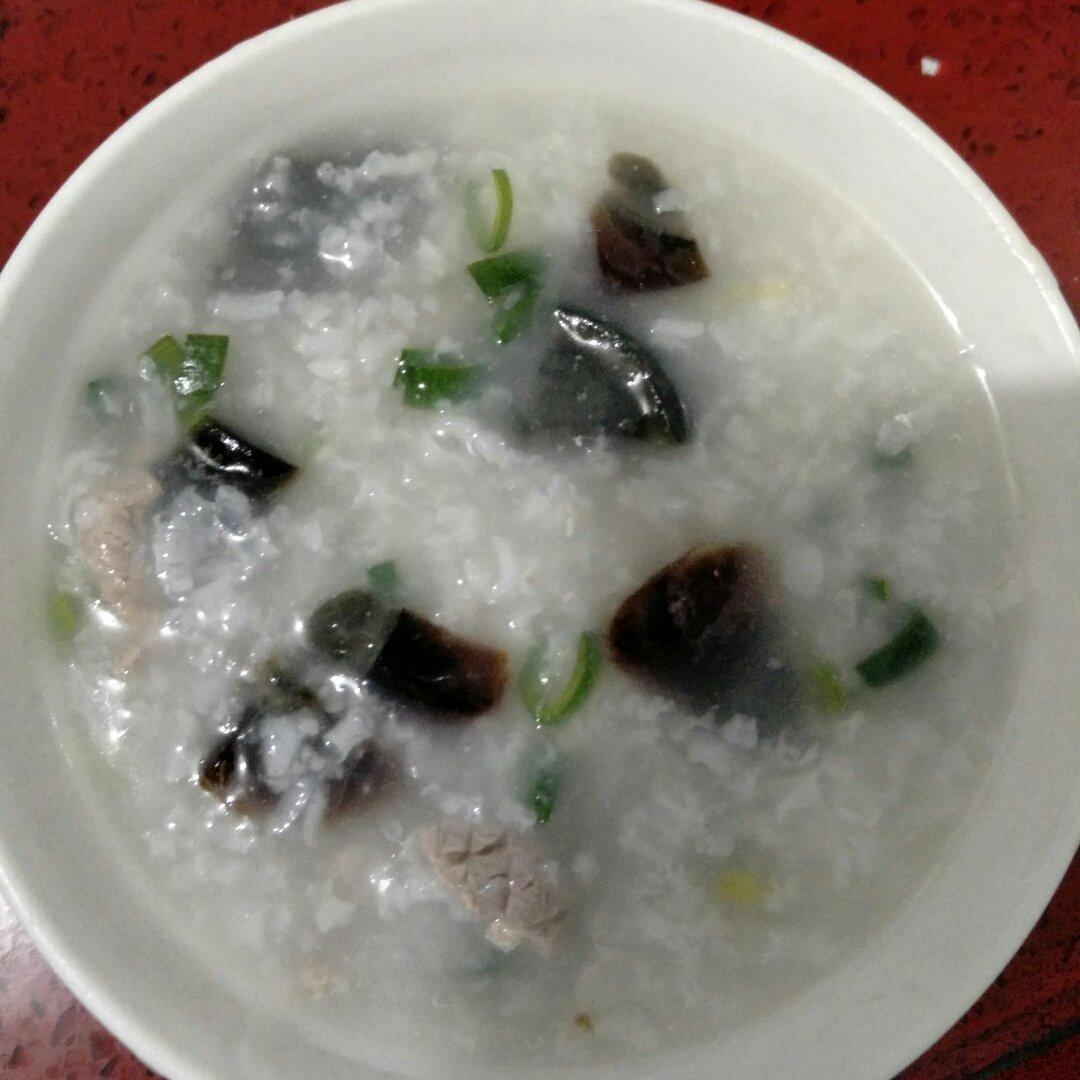 皮蛋瘦肉粥