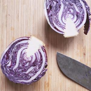 【抗氧化、低热量】简单快手的紫甘蓝沙拉的做法 步骤1