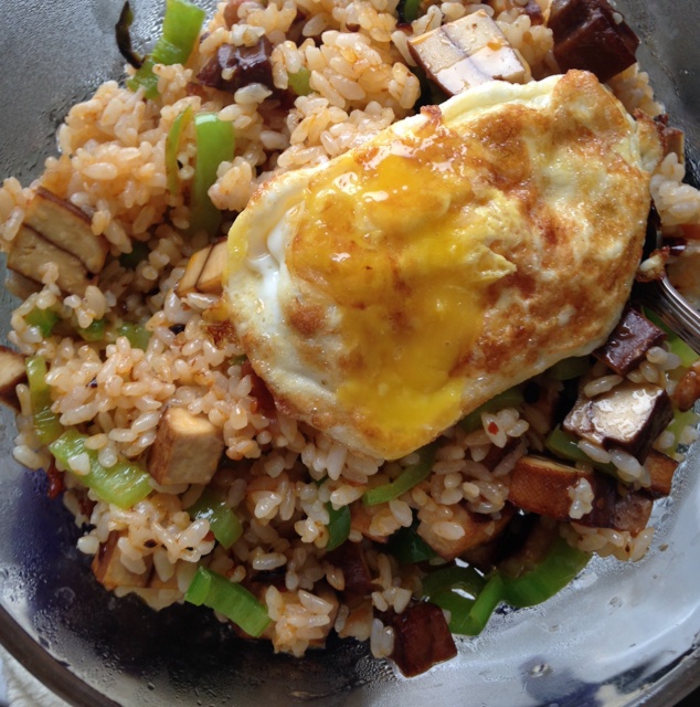 空大厨做的香干炒饭