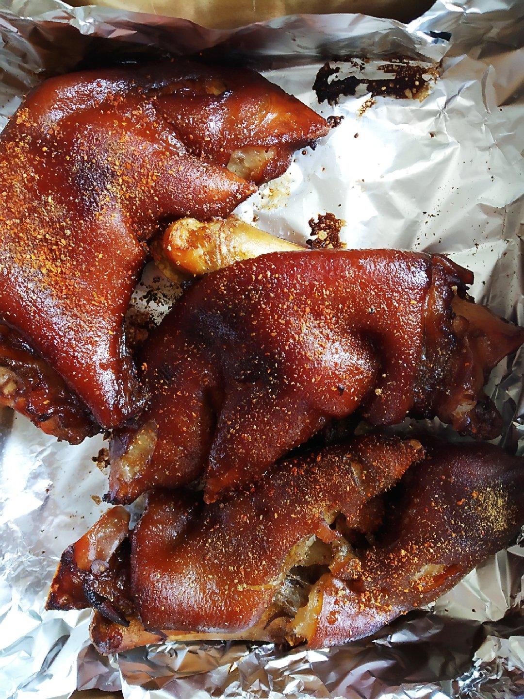 香酥烤猪蹄