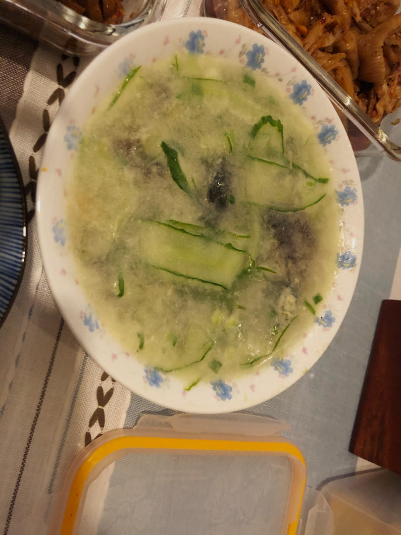 黄瓜皮蛋汤