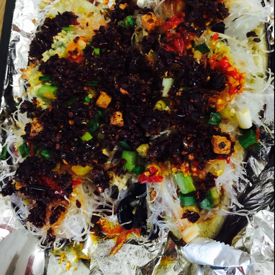 海鲜风味蒜泥粉丝烤茄子