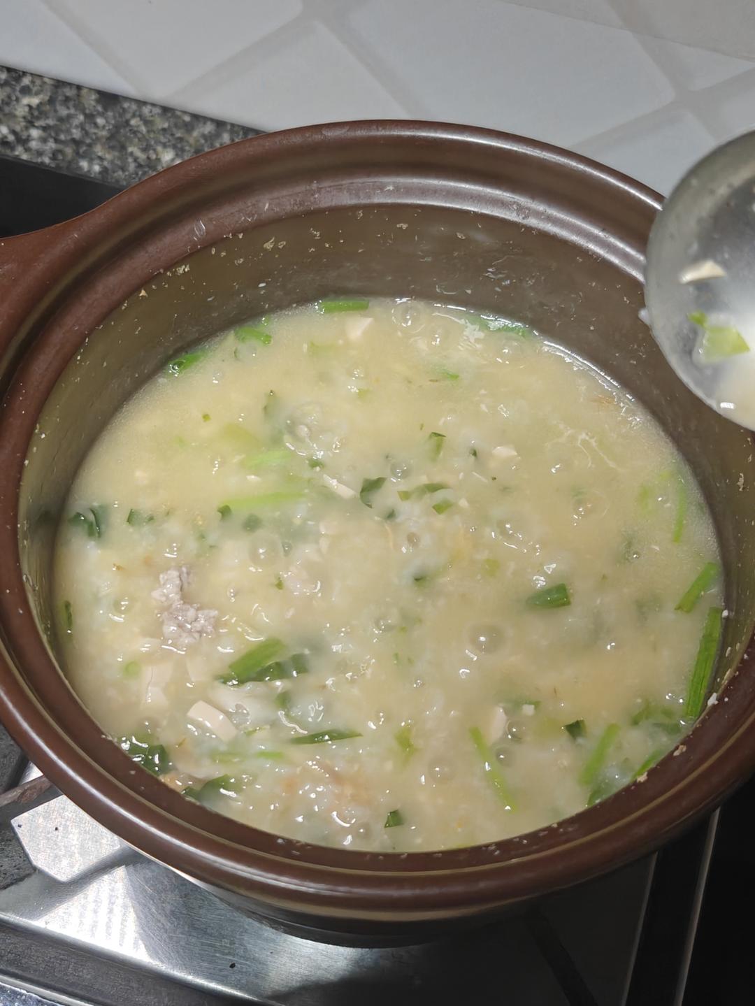 咸蛋瘦肉粥