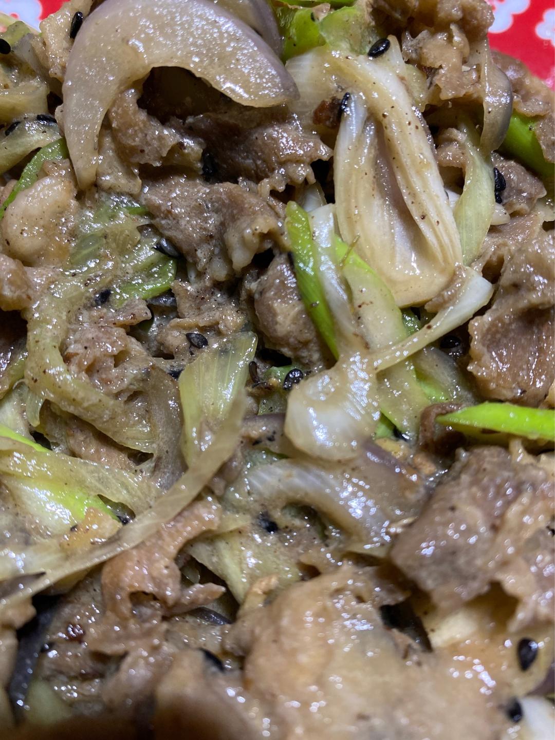 炒了20多年的葱爆羊肉