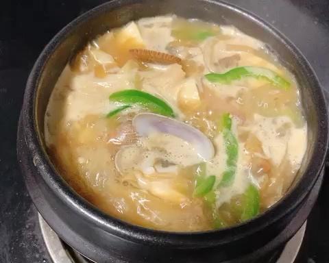 【韩式大酱汤】味道正宗，在家也能吃韩餐的做法
