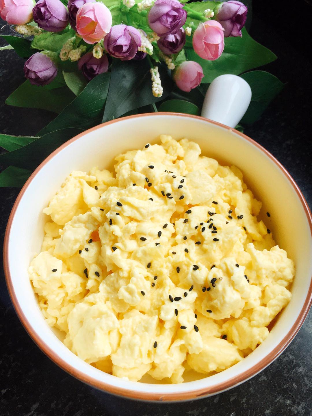 牛奶滑蛋的做法