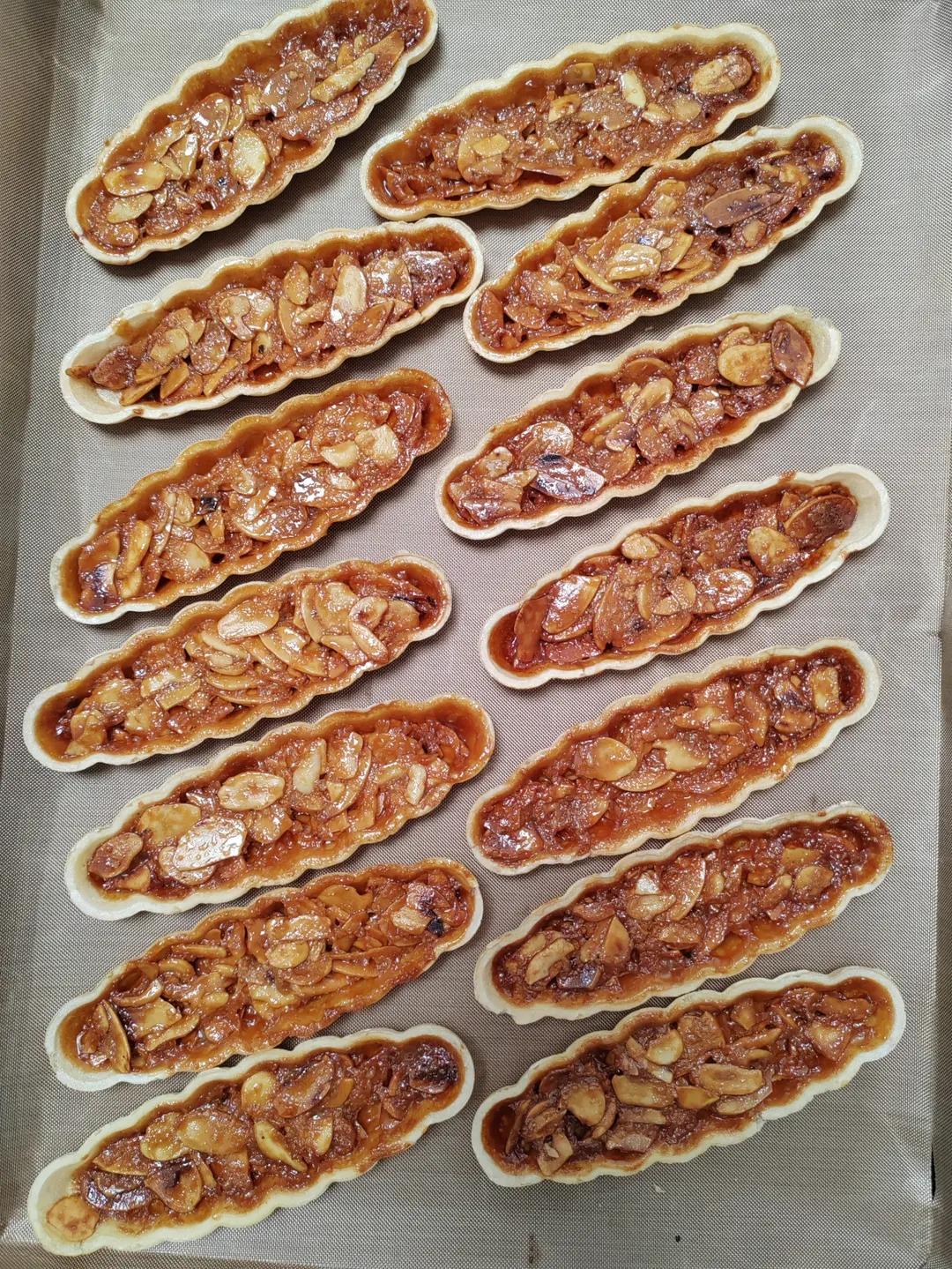 私房爆款焦糖杏仁糯米船