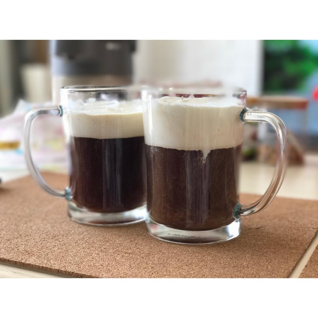 海盐芝士奶盖红茶
