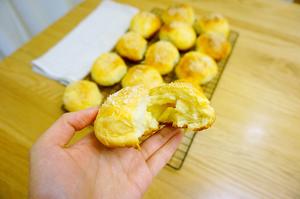 椰蓉淡奶油面包的做法 步骤9