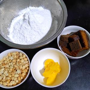 不松散不开裂超容易包制的黑糖花生流沙汤圆的做法 步骤1