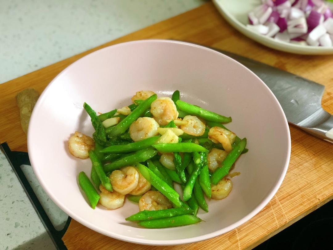 清炒芦笋虾仁