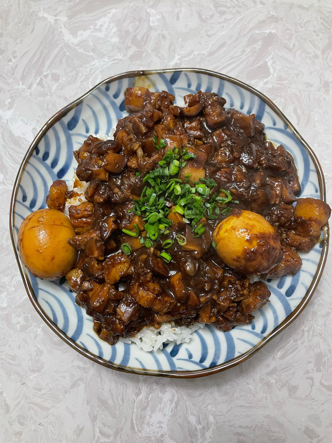 简易版在家也能做的卤肉饭