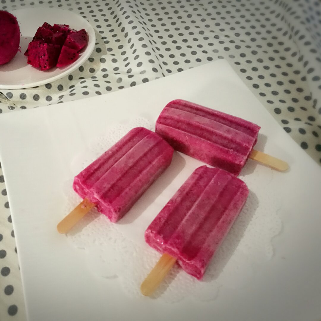 土司的老外婆做的火龙果冰棒