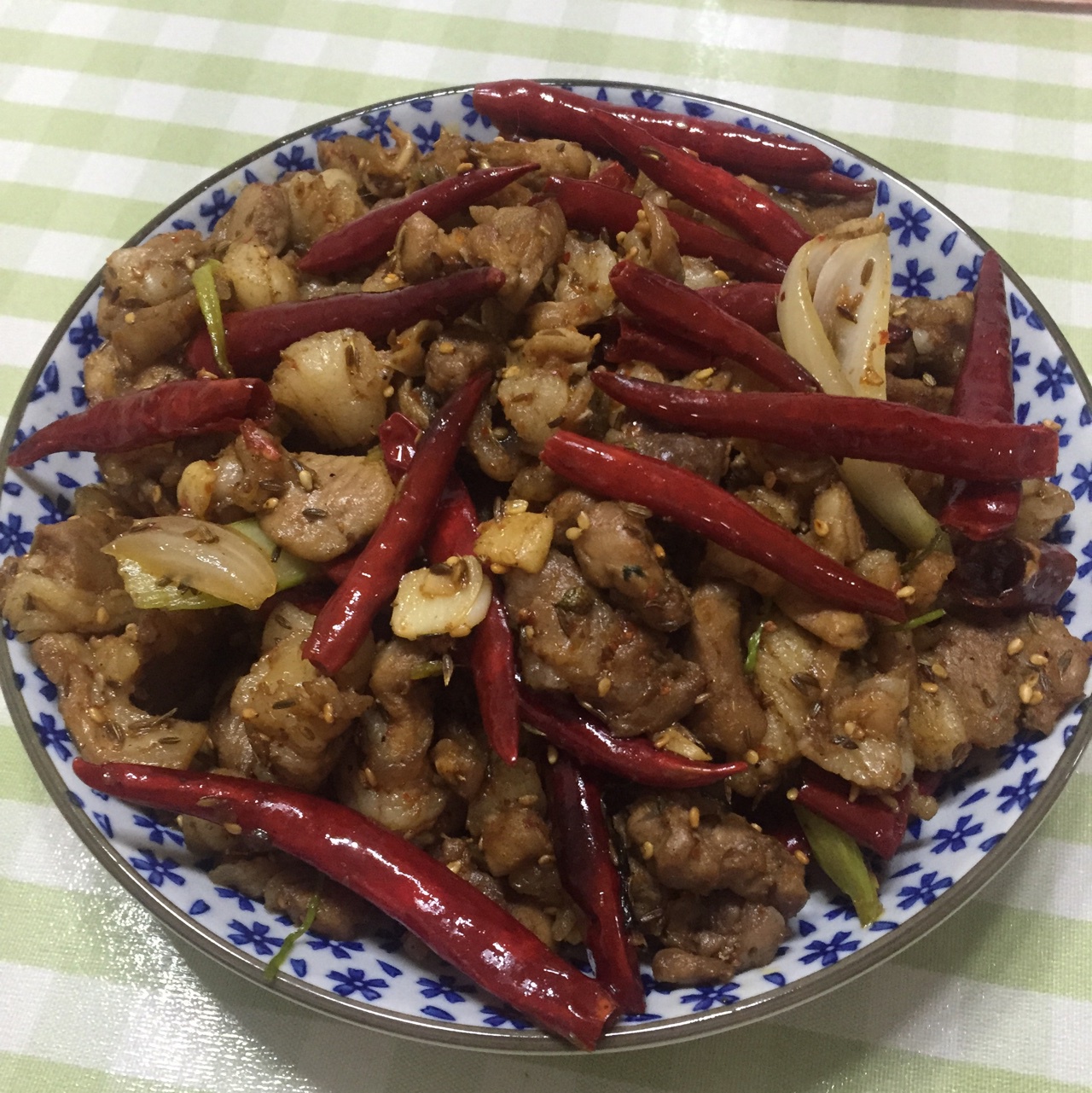 孜然羊肉粒