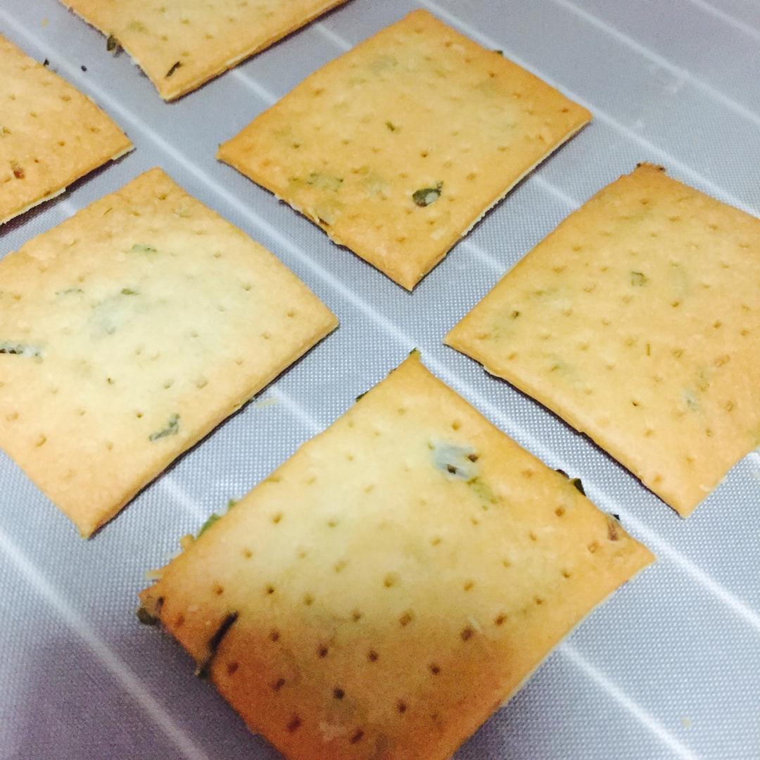 嘎嘣脆——香葱苏打饼干