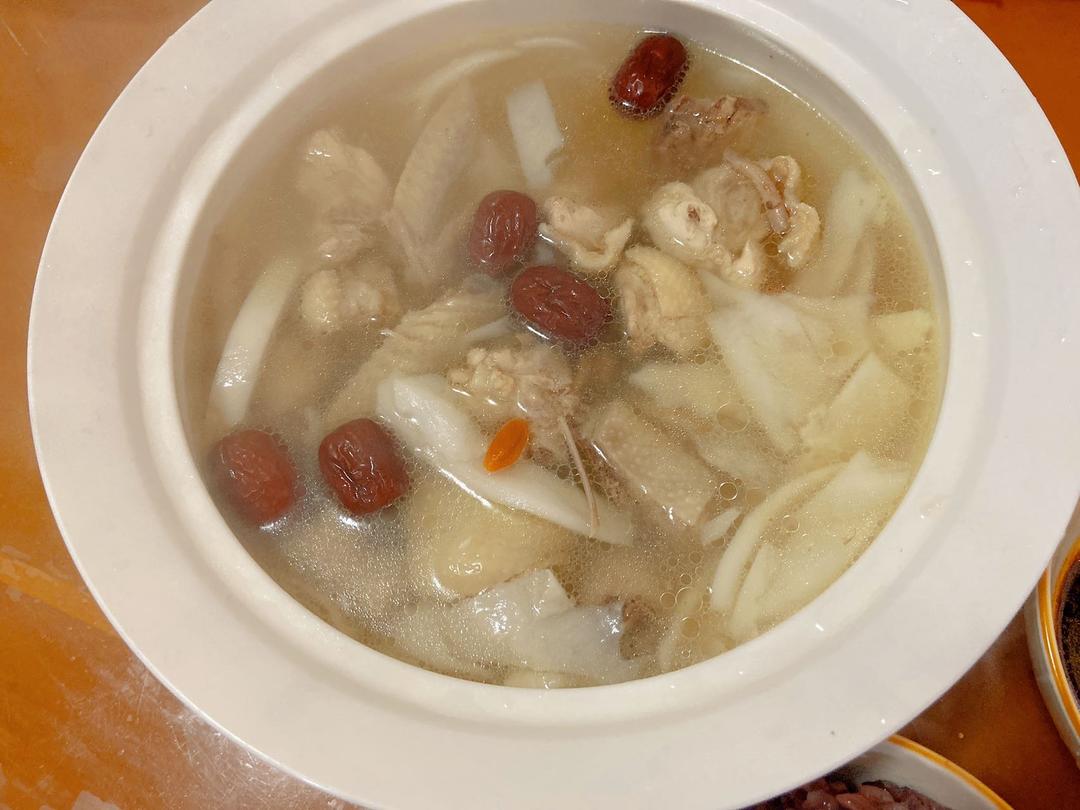 不加一滴水的椰子鸡