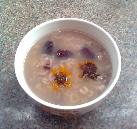 薏米红枣菊花粥——适合炎炎夏日的粥