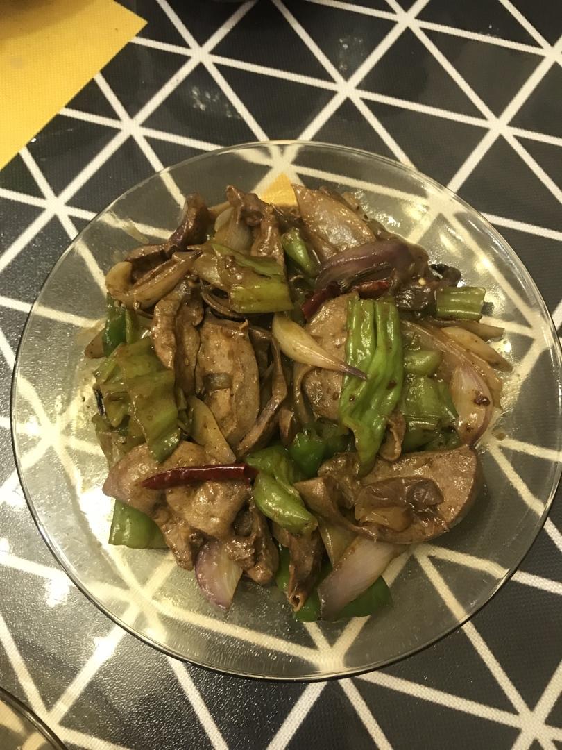 这样炒出来的猪肝又香又嫩又好吃