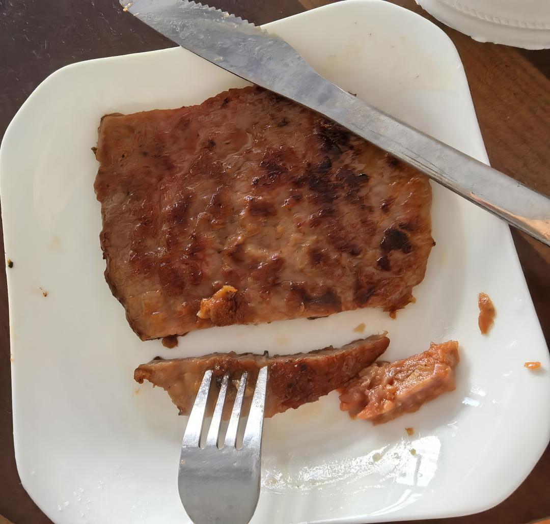 四分钟煎好一块鲜嫩多汁的牛排