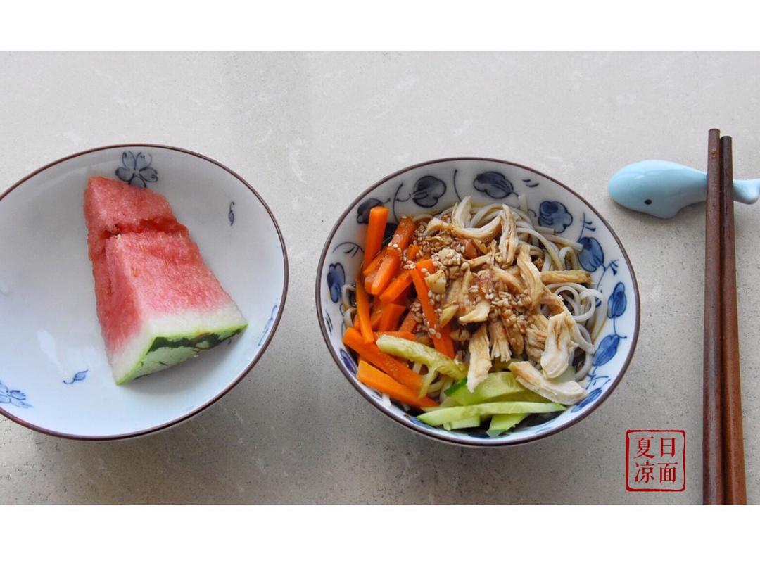 【椒麻鸡丝凉面】