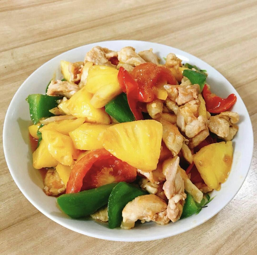 鸟语花香菠萝炒饭