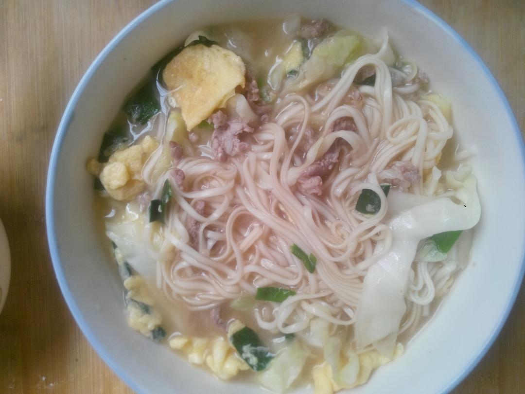 肉末鸡蛋面