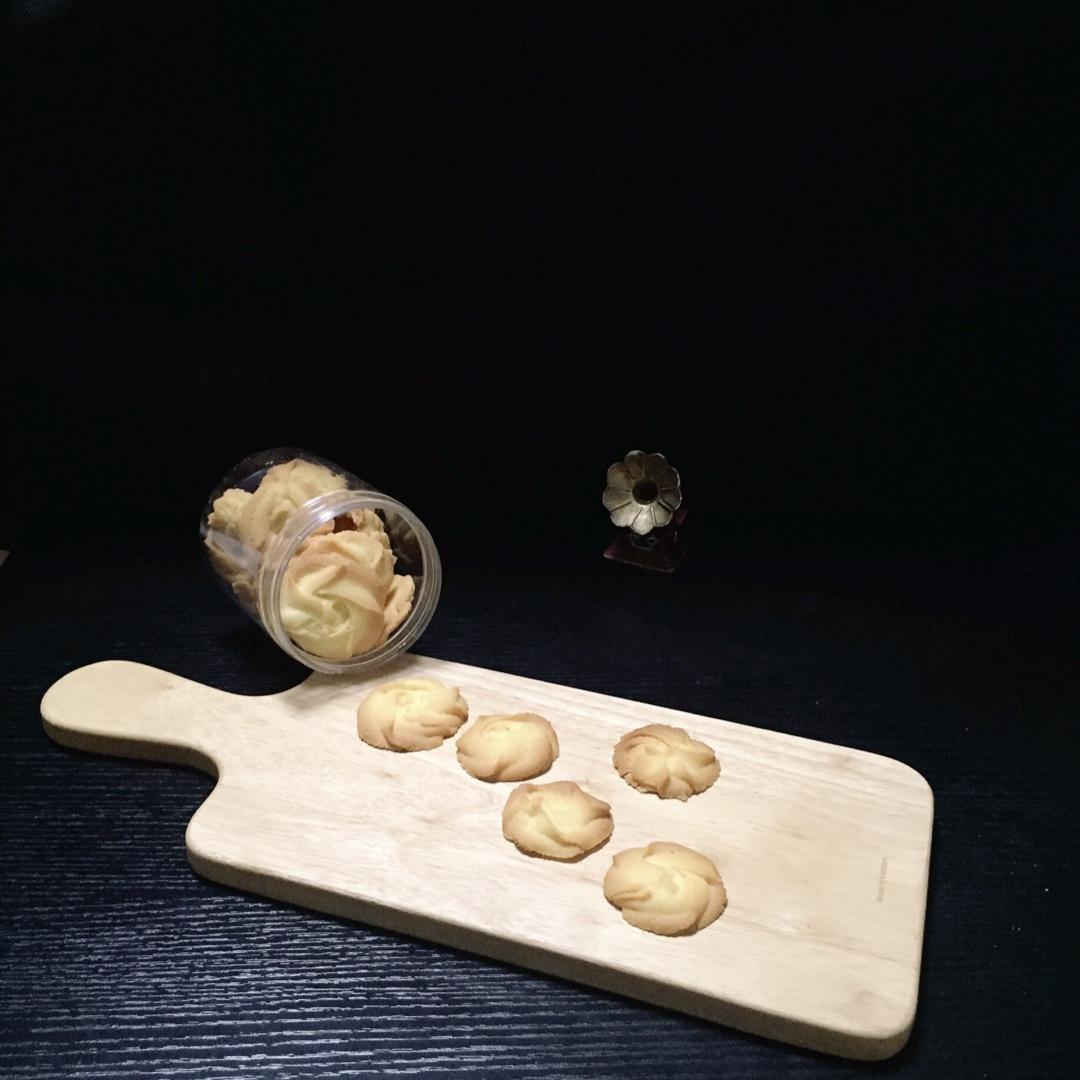 多种口味曲奇（香草、巧克力、抹茶）