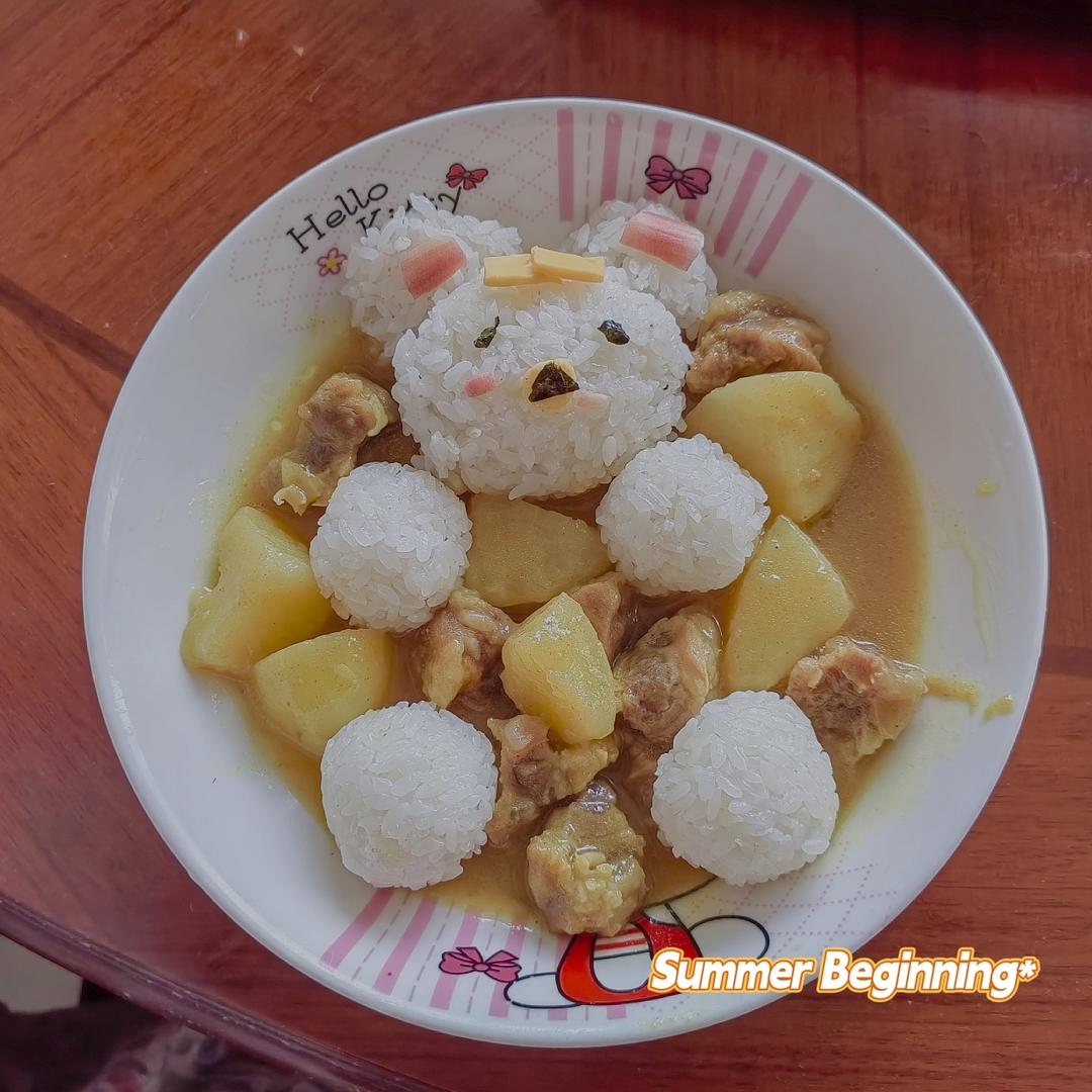 泡澡小熊鸡肉咖喱饭