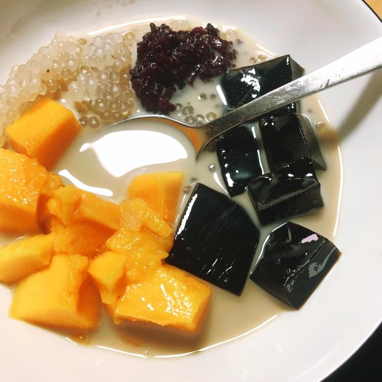 Veste’s food travel