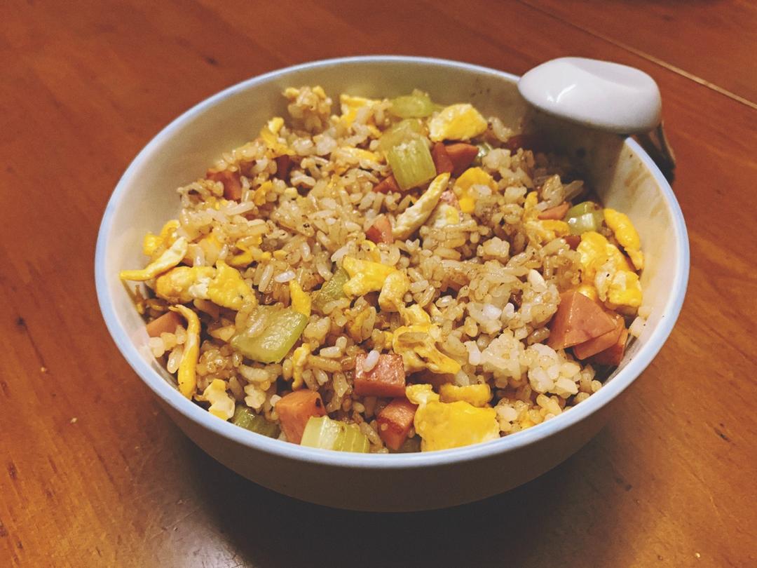 家常蛋炒饭